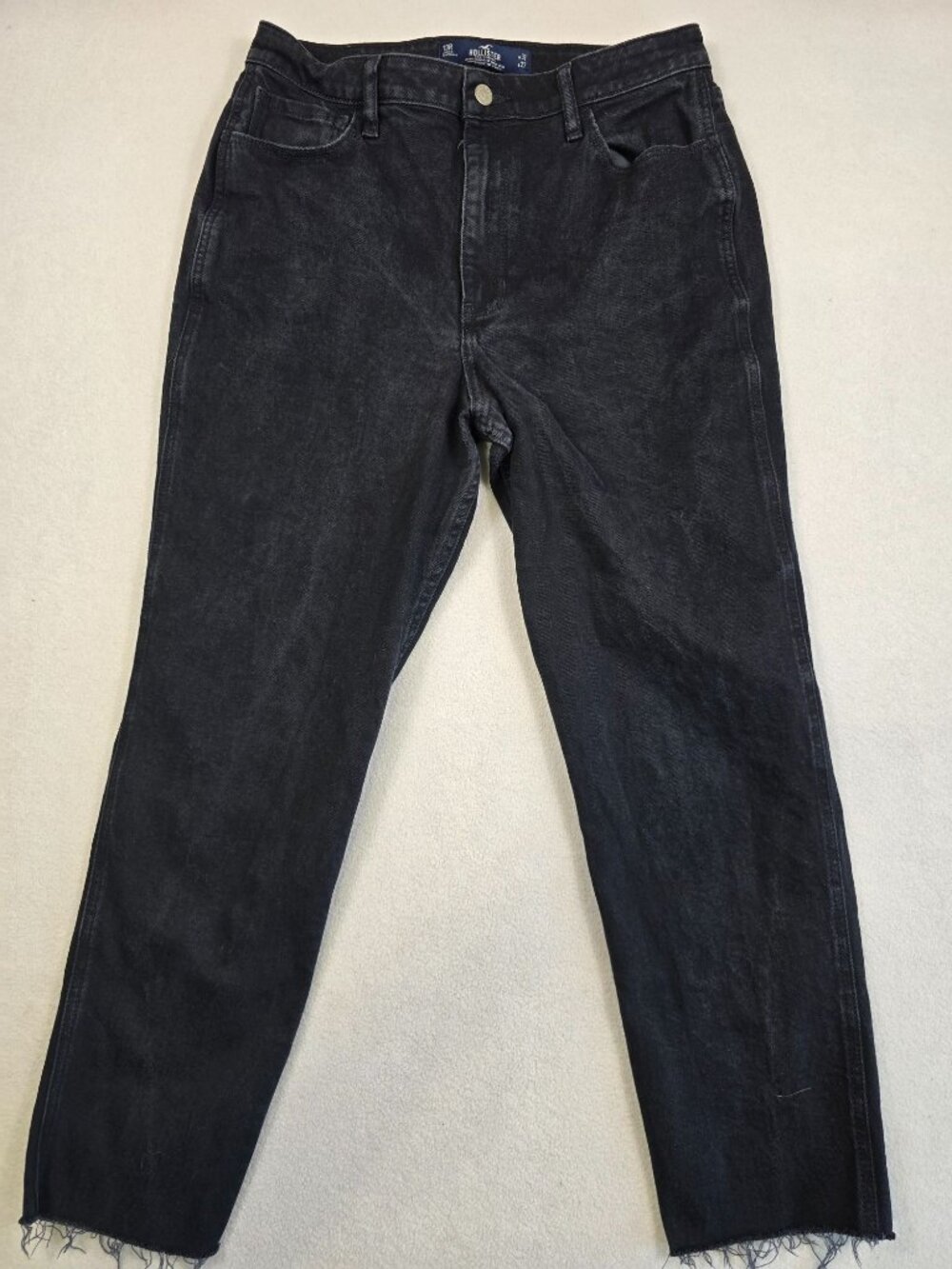Hollister Ultra High-Rise Mom Jeans 13R Black Denim 31x27 Raw Hem
